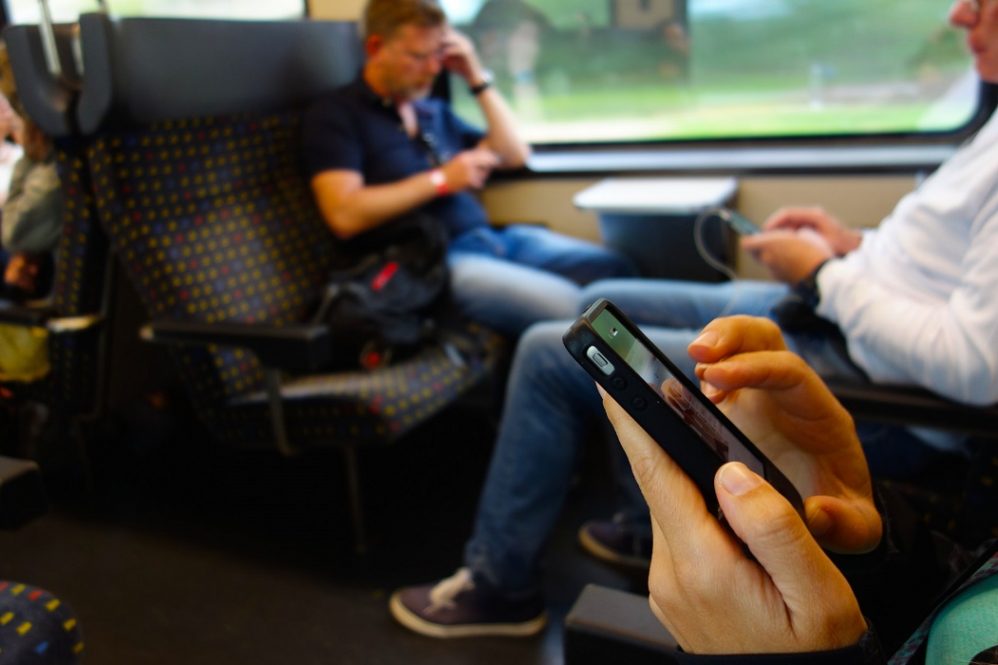 E se os seus documentos também fossem para o smartphone?