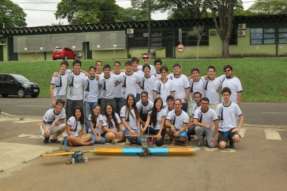 Universitários brasileiros participam da competição mundial SAE Aero Design