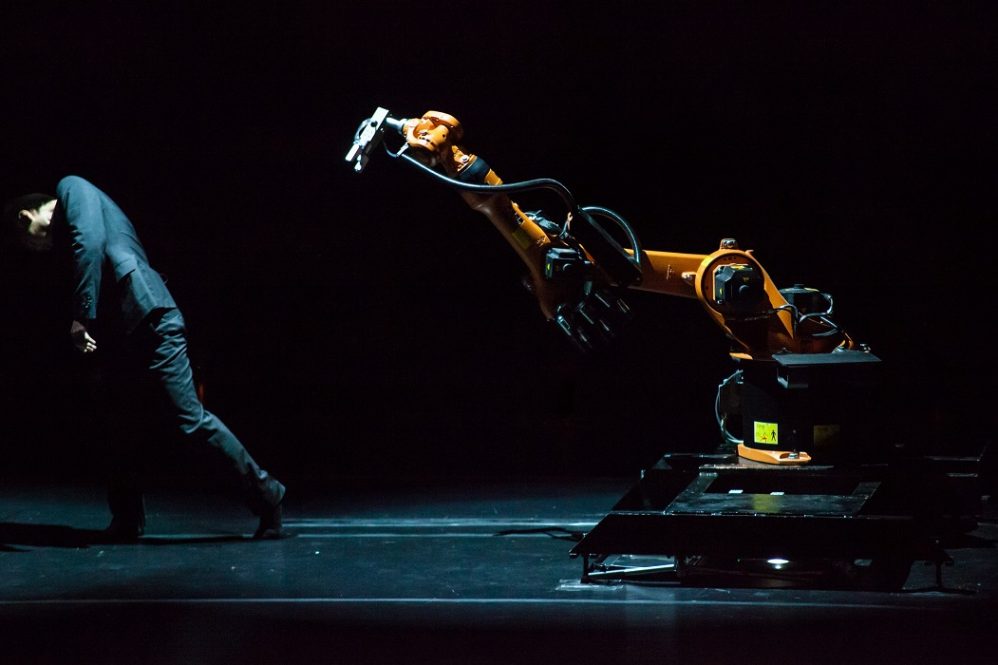 Robôs industriais enfrentam riscos de segurança