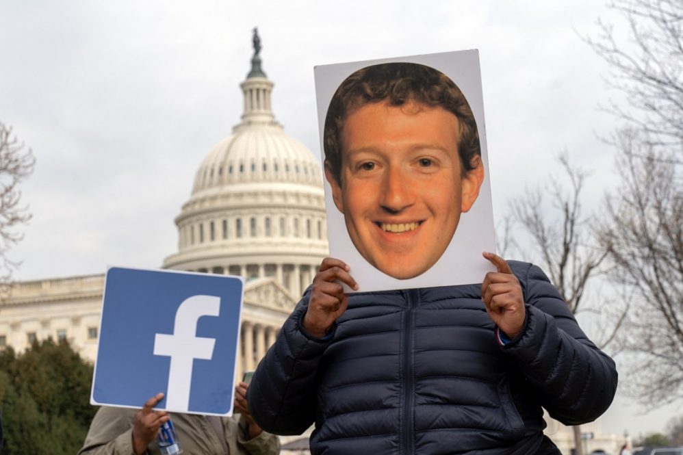 O que a Universidade de Cambridge diz sobre o Facebook