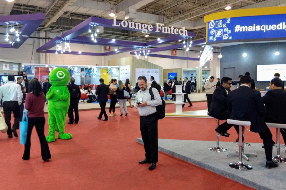 Open banking no Brasil: API or not API?