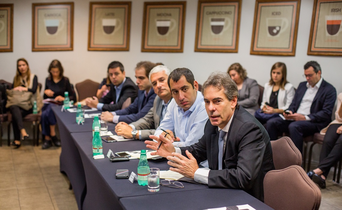 Com apoio da Odata, mesa redonda reuniu líderes de tecnologia / Tiago Queiroz/inova.jor