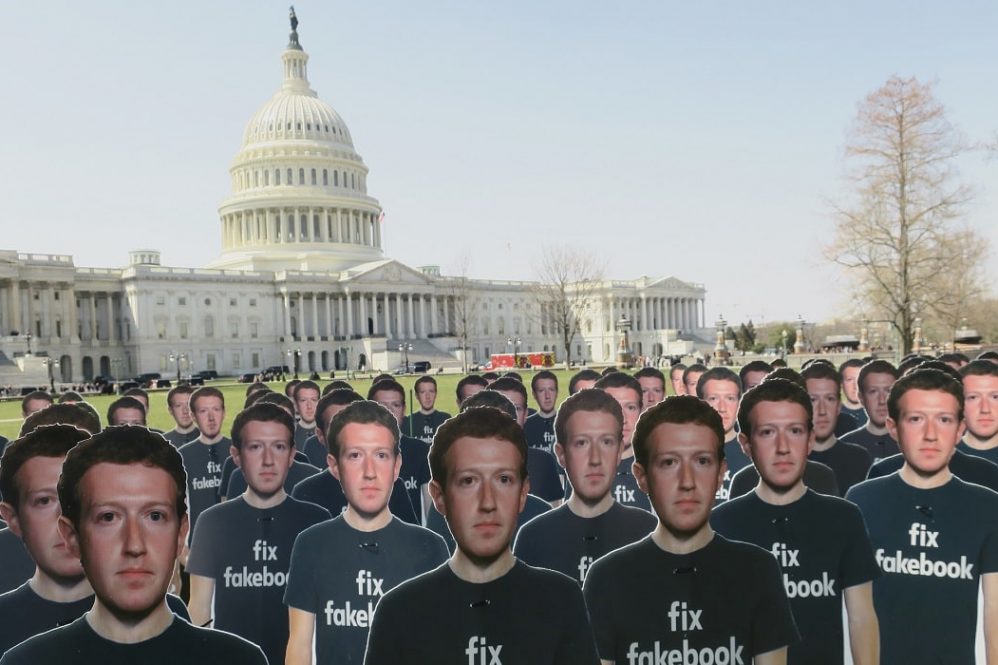 Zuckerberg: Facebook enfrenta crise de confiança / Joe Flood﻿