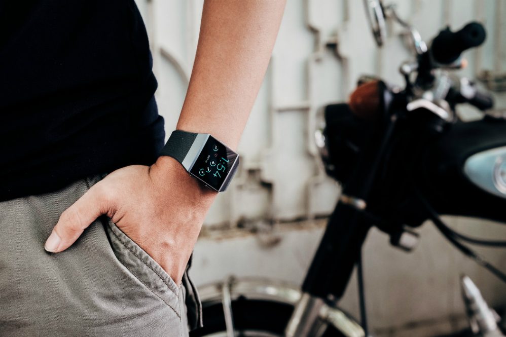 Como os dispositivos vestíveis participam do futuro do RH