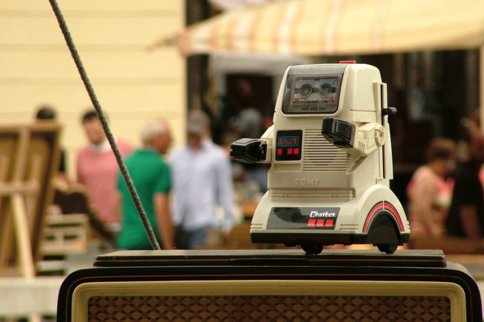 Atendimento ao cliente com inteligência artificial deve dobrar no Brasil