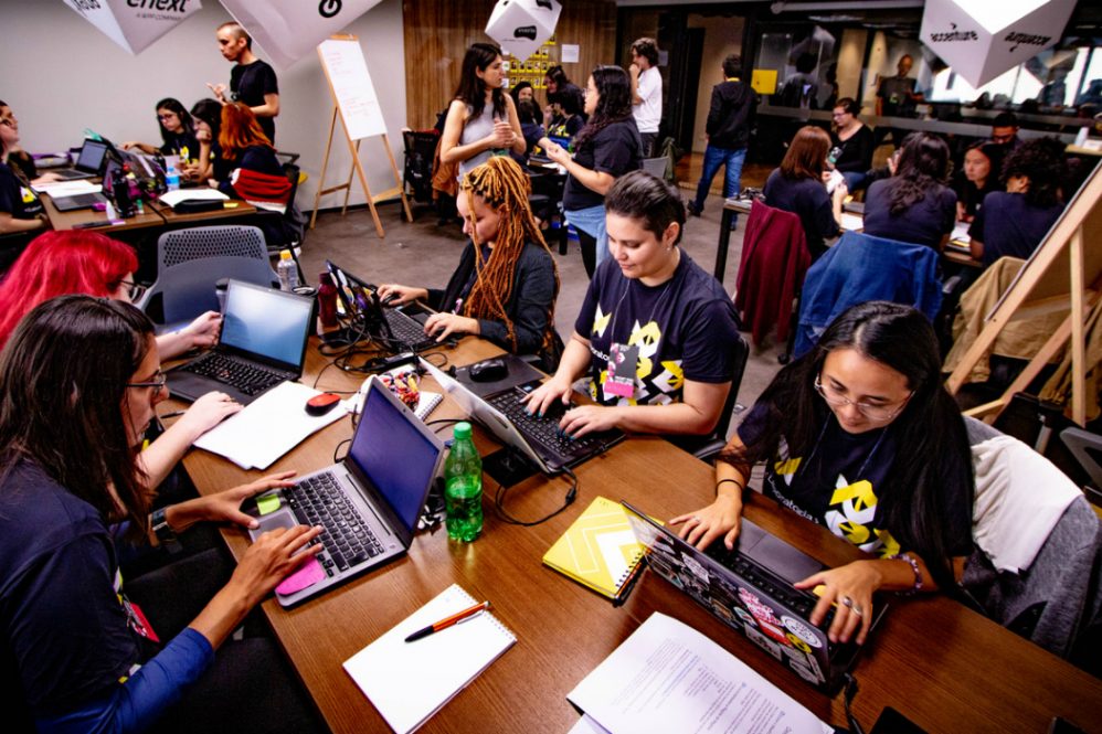 Qual é a relação entre cultura organizacional e transformação digital